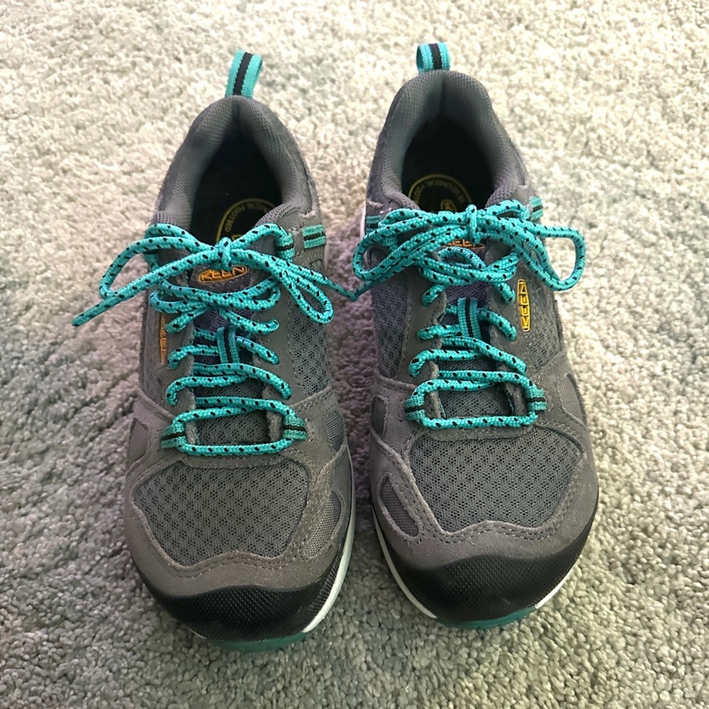 Keen Women's Gray and Teal Athletic Shoes